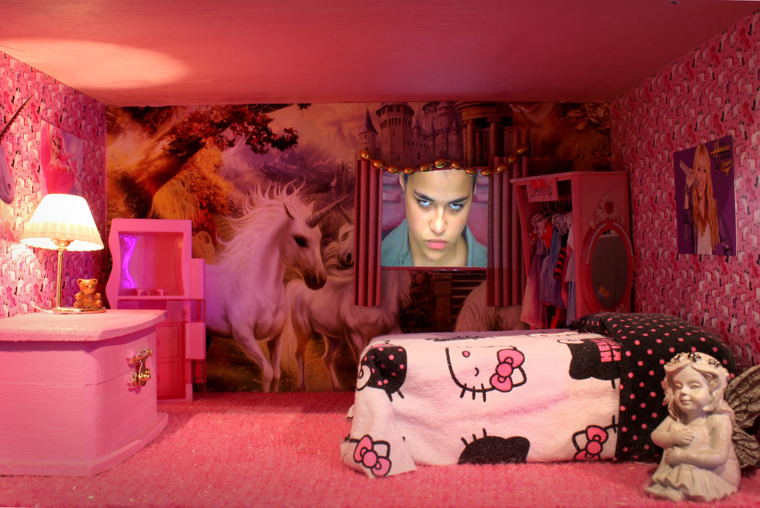 9_girls_room_300