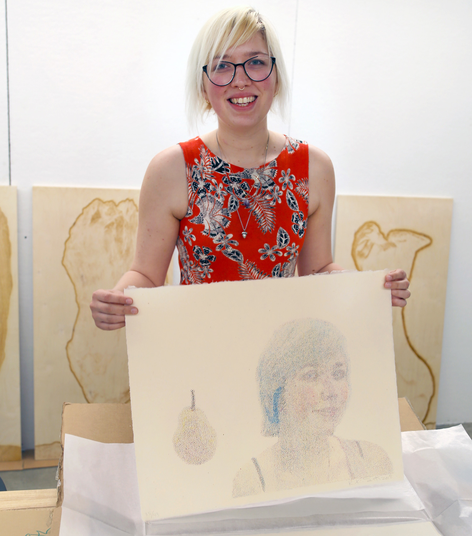 Emily_with_Kiki_Smith_lithograph_notsq