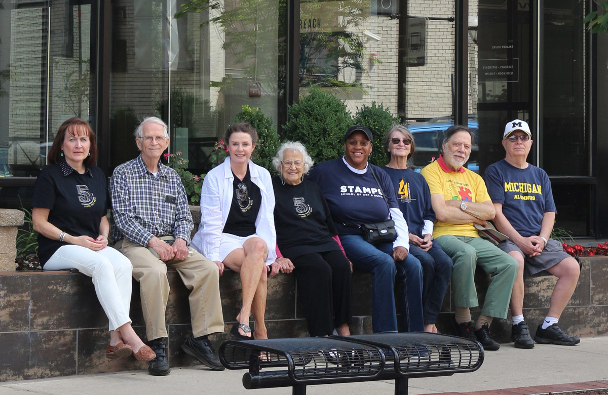 alum17-committee