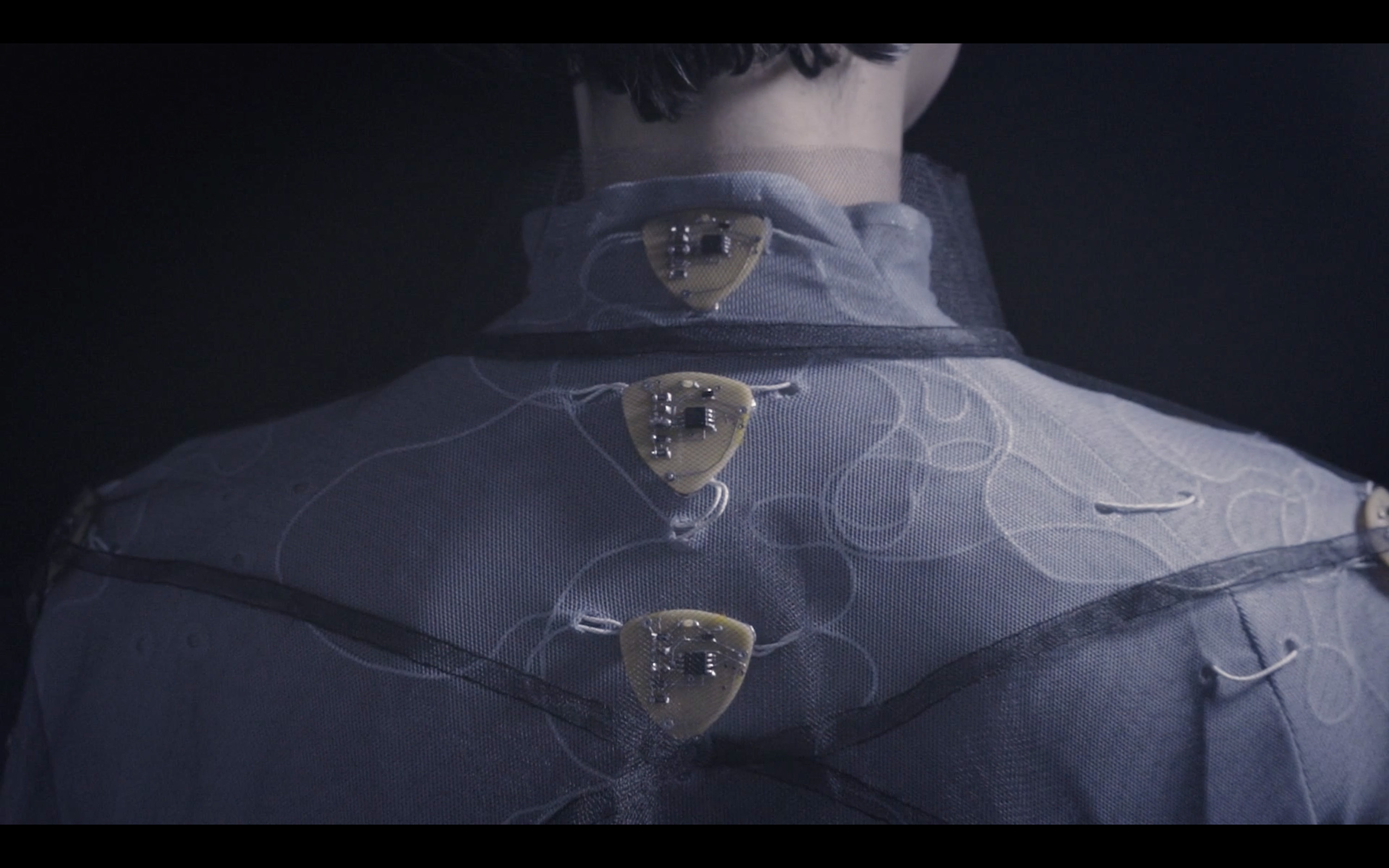 embodisuit_still3